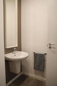 Kúpeľňa v ubytovaní Interno 11 city view with kitchen - 70 mq