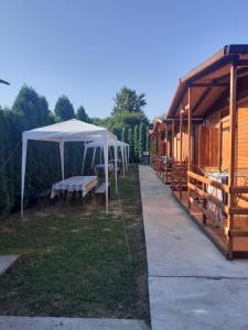 Zahrada ubytování Etno Avlija Srebrno jezero