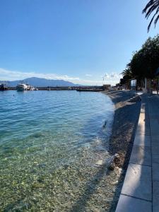 Fotografia z galérie ubytovania Apartments by the sea Gradac, Makarska - 18877 v destinácii Gradac
