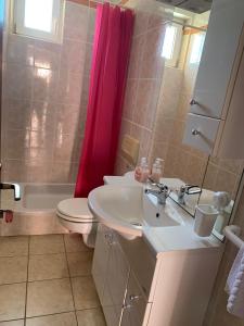 Kúpeľňa v ubytovaní Sobe i Apartmani TIL