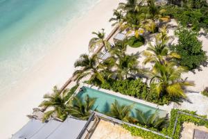 una vista aérea de un complejo en la playa en Passion Boutique Hotel Zanzibar - Adults Only en Jambiani