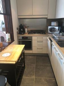 Η κουζίνα ή μικρή κουζίνα στο Appartement Westende - Ariane 001 +5 φωτογραφίες