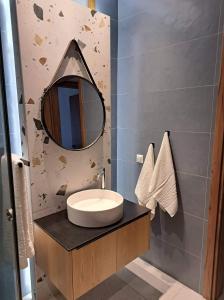 Kúpeľňa v ubytovaní Courtyard Luxury Suites “MARIANTHI”
