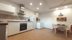 Kuchnia lub aneks kuchenny w obiekcie Apartamento Alegría