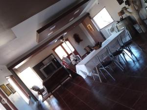 Η κουζίνα ή μικρή κουζίνα στο Casa en tafí del Vallle +7 φωτογραφίες
