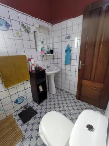 Bathroom sa Appartement meublé au centre ville Yaoundé au Carrefour Vallee Nlongkak