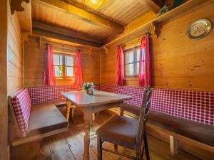Posedenie v ubytovaní EAGGA-Niederleger Alm + 24 fotografií