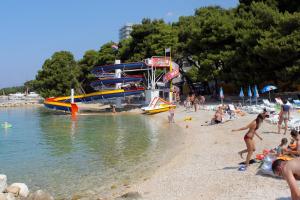 Fotografia z galérie ubytovania Apartments by the sea Makarska - 6666 v destinácii Makarska