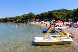 Fotografie z fotogalerie ubytování Apartments by the sea Tisno, Murter - 11289 v destinaci Tisno