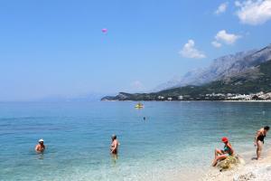 Fotografia z galérie ubytovania Apartments by the sea Tucepi, Makarska - 16037 v Tučepi