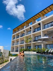 Bazén v ubytování Hive Cancun by G Hotels nebo v jeho okolí