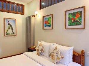 My Key Polanka Private Villa with Pool客房内的一张或多张床位