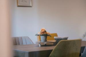 Ein Sitzbereich in der Unterkunft Kaiser Apartments