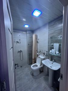 Kúpeľňa v ubytovaní GREEN THERAPY Self Check In