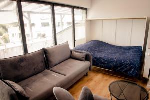 Część wypoczynkowa w obiekcie Apartamenty Białe Tomasza 4