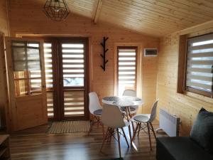 Posedenie v ubytovaní Domki Na Stoku Laworty