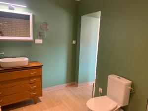 Zdjęcie z galerii obiektu Chambres d'hôtes La Tour d'Aspiran w mieście Aspiran