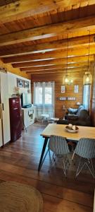 Kuchyň nebo kuchyňský kout v ubytování EL RACONET D'INCLES - Peu del Riu 109 - Vall d'Incles Hut 8179