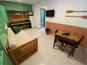 Μια τηλεόραση ή/και κέντρο ψυχαγωγίας στο Chalés Praias do Sul