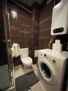 Ένα μπάνιο στο PRZYSTANEK KATOWICE Brynowska 55A