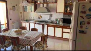 Η κουζίνα ή μικρή κουζίνα στο Smcvapartment