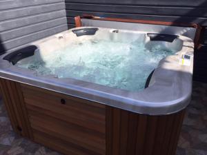 Fotografie z fotogalerie ubytování Le Flamboyant avec piscine chauffée 30° et Jacuzzi v destinaci Saint-André