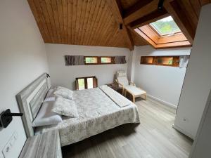 Postel nebo postele na pokoji v ubytování Palacio de Cambre