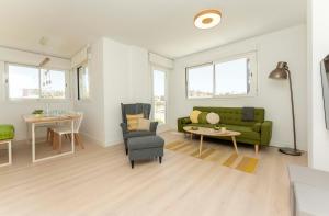 Posedenie v ubytovaní Apartamento de lujo de dos dormitorios
