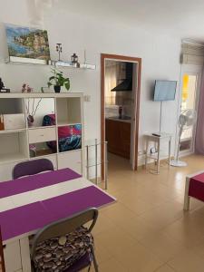 Fotografia z galérie ubytovania Romántico piso de la playa Fenals v Lloret de Mar