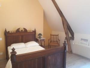 Posteľ alebo postele v izbe v ubytovaní Grand gîte au château de Betz-le-Château