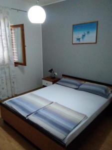 Postel nebo postele na pokoji v ubytování House " Bond "