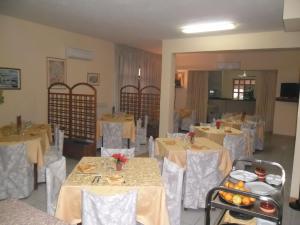 Hotel Tania