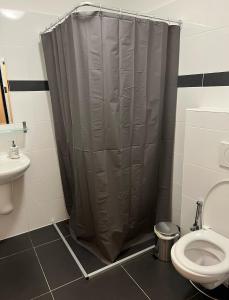 Ένα μπάνιο στο GLOBE Hostel Prague ADULTS ONLY