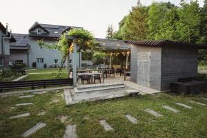Vonkajšia záhrada v ubytovaní Zielone Wzgórze