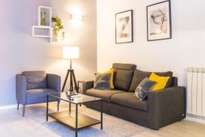 A seating area at Milan Stay - Alzaia Naviglio Grande