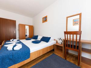Posteľ alebo postele v izbe v ubytovaní Apartment Villa Saba-1 by Interhome