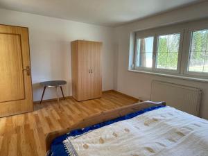 Voodi või voodid majutusasutuse Holiday Home Anger by Interhome toas