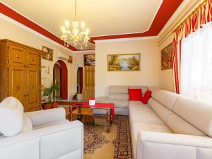 Χώρος καθιστικού στο Holiday Home Ilona by Interhome