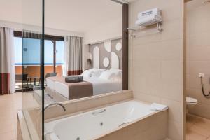 Vannituba majutusasutuses Barceló Tenerife Royal Level