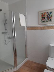 Et badeværelse på Bonito piso en Gijon Centro Playa + 19 billeder