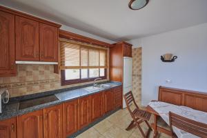 Zdjęcie z galerii obiektu La Pardela - 2BR Sea Views Private Terrace - Wifi w mieście Valverde