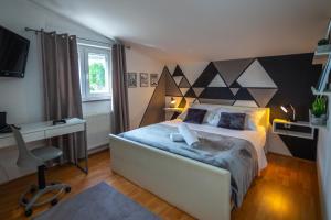 Postel nebo postele na pokoji v ubytování HOLIDAY HOME MARTINA, Vinjani - Imotski