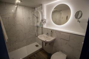 Koupelna v ubytování Hotel RBX - Roubaix Centre