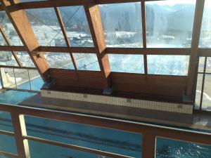 Bazén v ubytování Nevesestriere nebo v jeho okolí + 12 fotografií