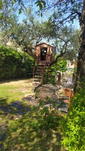 A garden outside Relax al mare