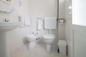 Koupelna v ubytování Hostal Capri