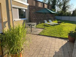 Zahrada ubytování Schöne Wohnung in ruhiger Lage mit Garten.