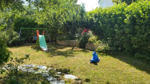 A garden outside Relax al mare