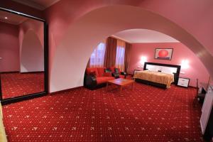 Ένα ή περισσότερα κρεβάτια σε δωμάτιο στο Erebuni Hotel Yerevan