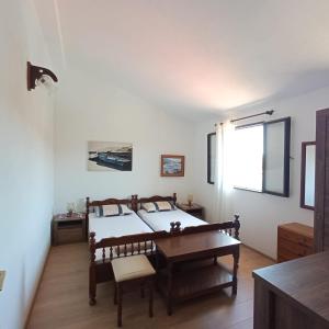 Postel nebo postele na pokoji v ubytování Apartments by the sea Basina, Hvar - 4620